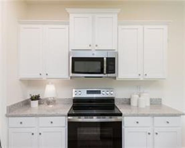 1815 Dawn Road 14, Conyers, GA 30013