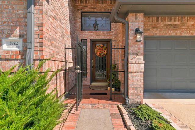 3522 Emerald Falls Court, Houston, TX 77059