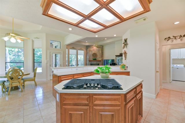 3522 Emerald Falls Court, Houston, TX 77059