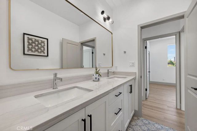 15540 Colorado Avenue, Paramount, CA 90723