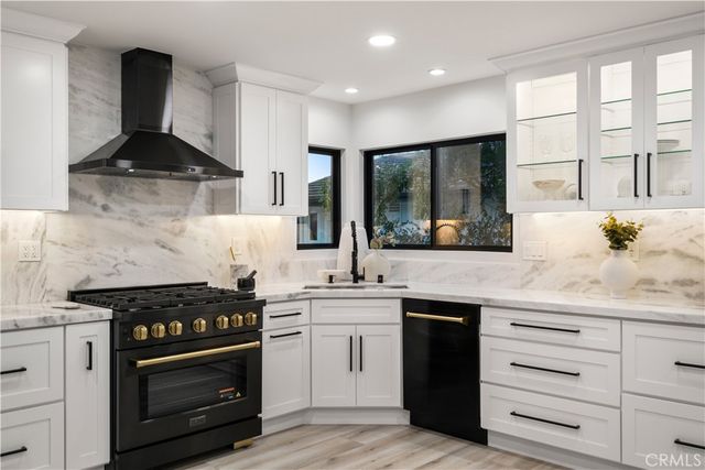 137 Jasmine Creek Dr, Corona Del Mar, CA 92625