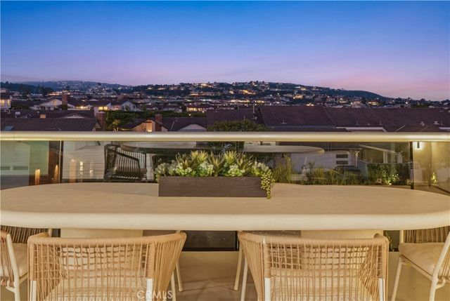 137 Jasmine Creek Dr, Corona Del Mar, CA 92625