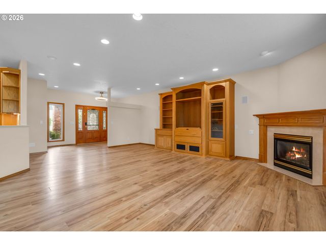 14217 Nw 28TH Pl, Vancouver, WA 98685