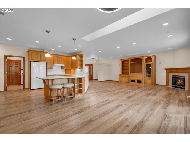 14217 Nw 28TH Pl, Vancouver, WA 98685
