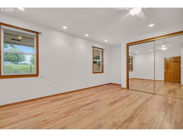 14217 Nw 28TH Pl, Vancouver, WA 98685