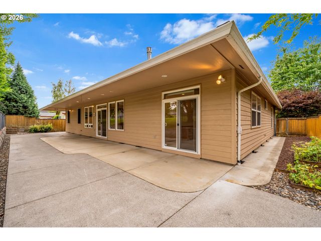 14217 Nw 28TH Pl, Vancouver, WA 98685
