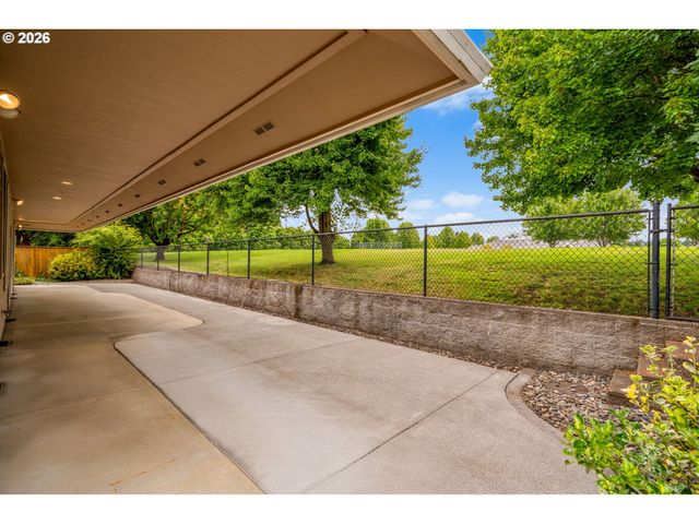 14217 Nw 28TH Pl, Vancouver, WA 98685