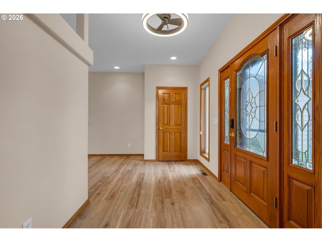 14217 Nw 28TH Pl, Vancouver, WA 98685