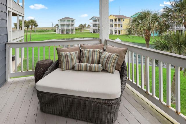 4123 King Rail Circle, Galveston, TX 77554