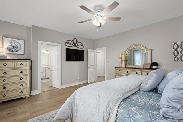4123 King Rail Circle, Galveston, TX 77554