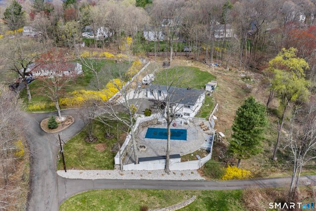 80 Harvey Road, Ridgefield, CT 06877
