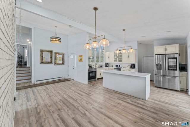 80 Harvey Road, Ridgefield, CT 06877