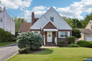 153 Madison Avenue, River Edge, NJ 07661