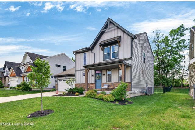 1937 Poloview Pl, Louisville, KY 40245