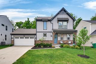 1937 Poloview Pl, Louisville, KY 40245