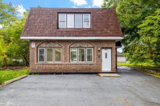 7936 W 87th Street, Justice, IL 60458