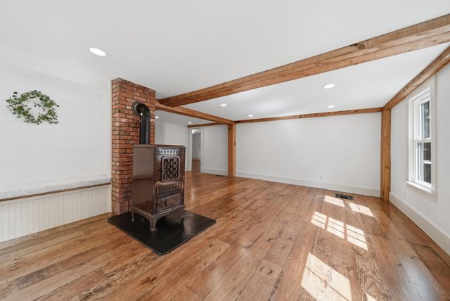 12 Academy Road, New Ipswich, NH 03071