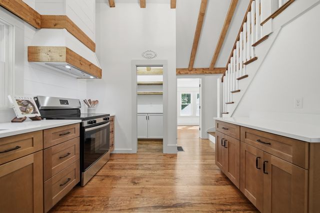 12 Academy Road, New Ipswich, NH 03071