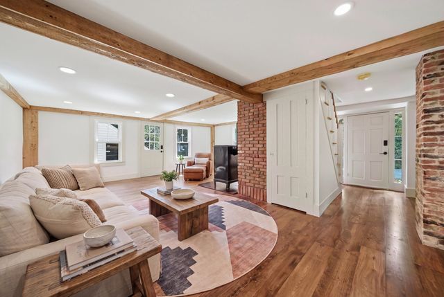 12 Academy Road, New Ipswich, NH 03071