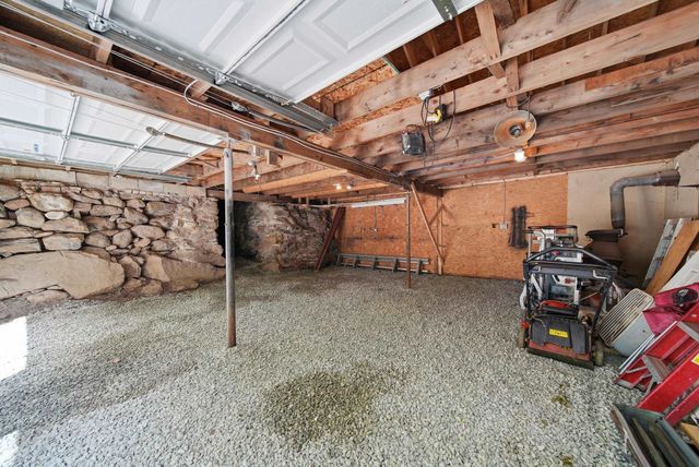 12 Academy Road, New Ipswich, NH 03071