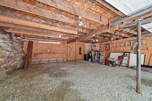 12 Academy Road, New Ipswich, NH 03071