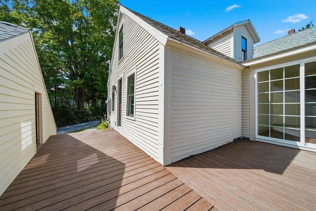 12 Academy Road, New Ipswich, NH 03071