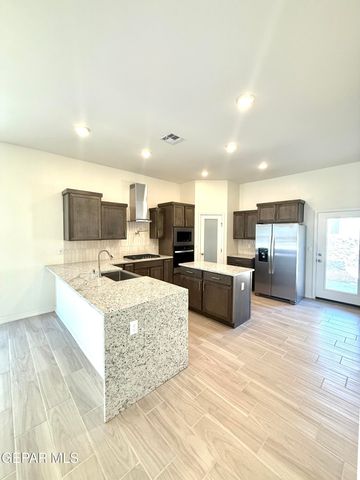 3872 Surmise Street, El Paso, TX 79938