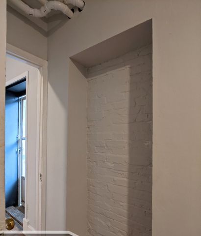 3544 N Halsted Street 1R, Chicago, IL 60657