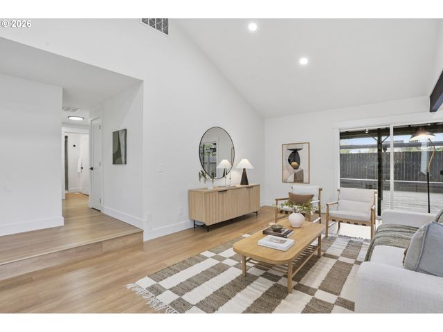 20618 Sw IMPERIAL Ln, Beaverton, OR 97003