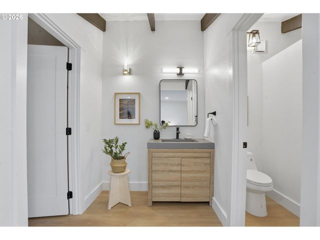 20618 Sw IMPERIAL Ln, Beaverton, OR 97003