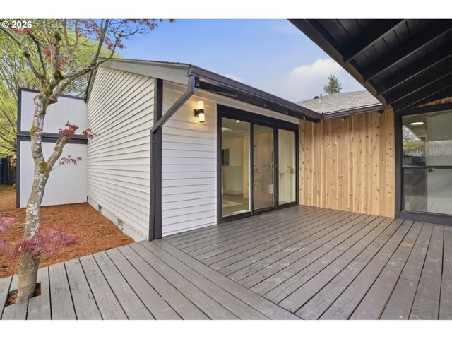 20618 Sw IMPERIAL Ln, Beaverton, OR 97003