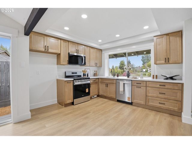 20618 Sw IMPERIAL Ln, Beaverton, OR 97003