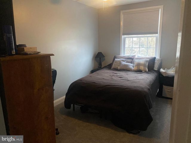 467 KINGSLEY ST, Philadelphia, PA 19128