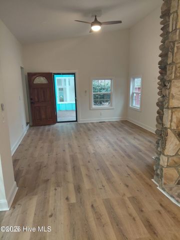 1178 Cyprus Street SW, Supply, NC 28462