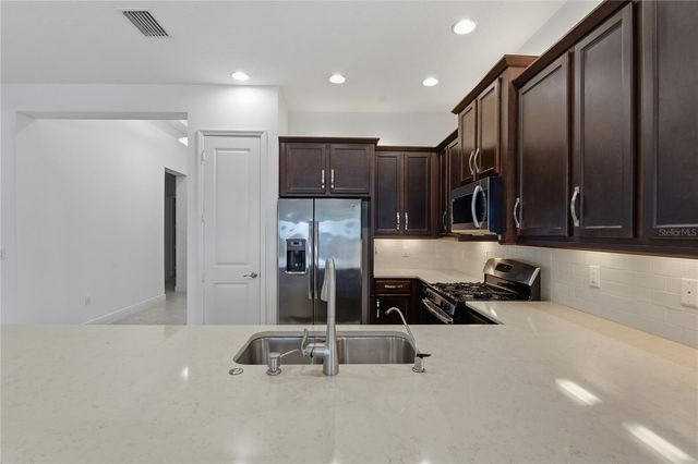 30588 CHESAPEAKE BAY DRIVE, Wesley Chapel, FL 33543