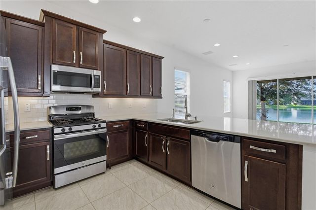 30588 CHESAPEAKE BAY DRIVE, Wesley Chapel, FL 33543