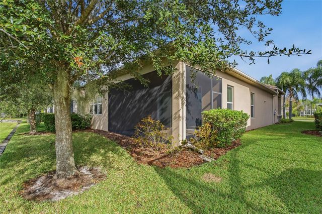 30588 CHESAPEAKE BAY DRIVE, Wesley Chapel, FL 33543