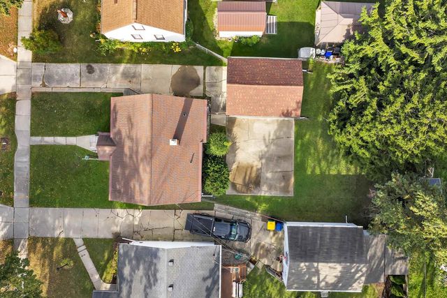 1707 11TH AVENUE, Green Bay, WI 54304