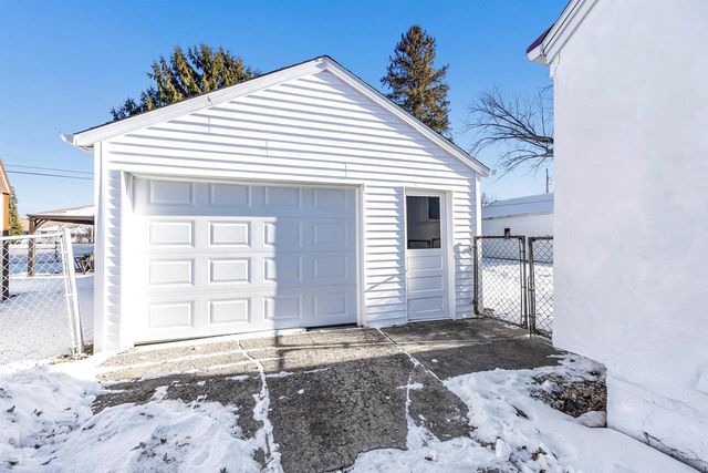 1707 11TH AVENUE, Green Bay, WI 54304