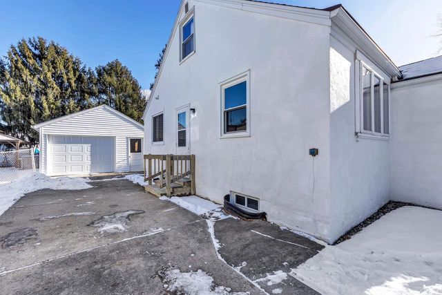 1707 11TH AVENUE, Green Bay, WI 54304