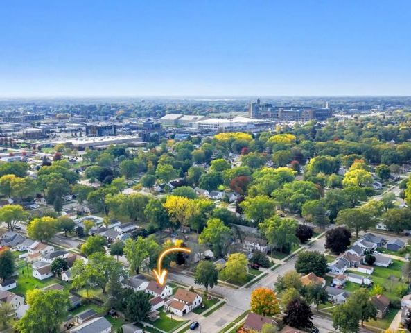1707 11TH AVENUE, Green Bay, WI 54304