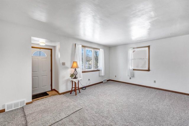 1707 11TH AVENUE, Green Bay, WI 54304