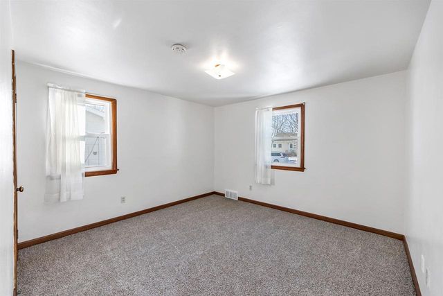 1707 11TH AVENUE, Green Bay, WI 54304