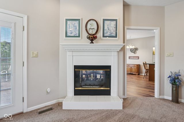 8091 Creek Way, Avon, IN 46123