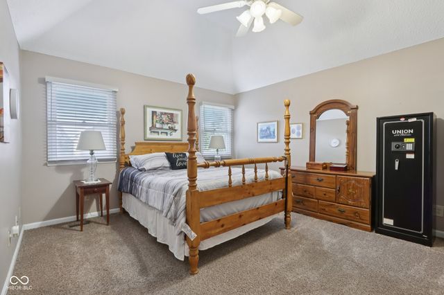 8091 Creek Way, Avon, IN 46123