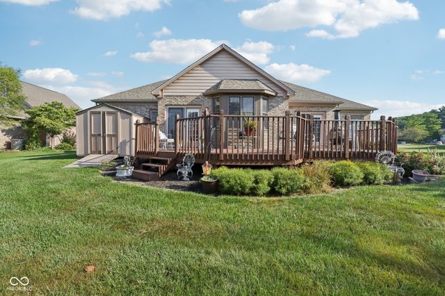 8091 Creek Way, Avon, IN 46123