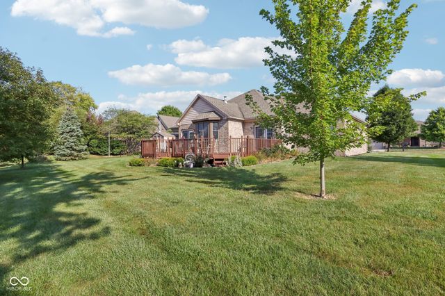 8091 Creek Way, Avon, IN 46123