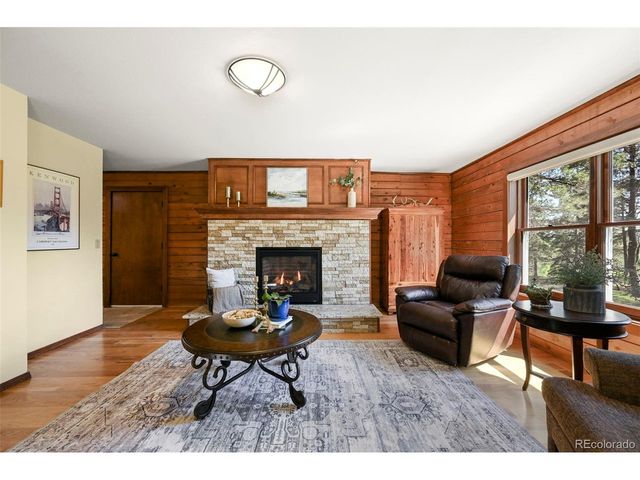 17104 Goshawk Rd E, Colorado Springs, CO 80908