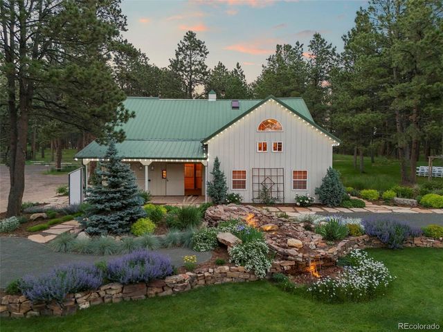 17104 Goshawk Rd E, Colorado Springs, CO 80908