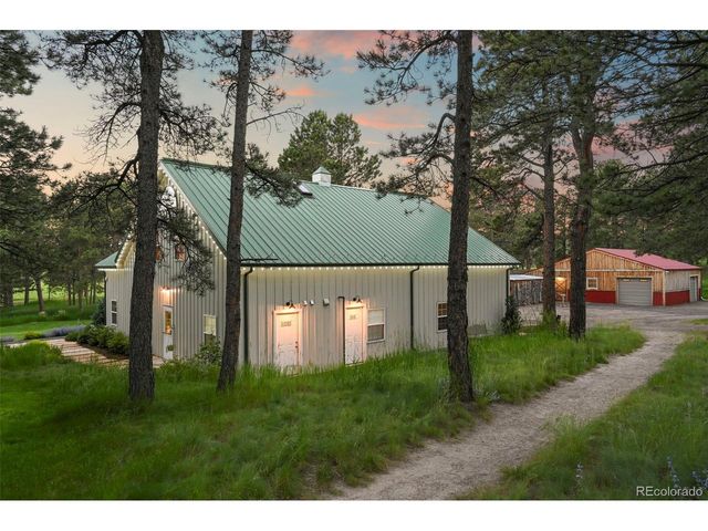 17104 Goshawk Rd E, Colorado Springs, CO 80908